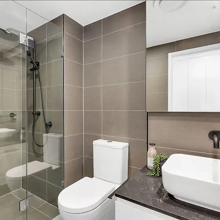 2br Utopia Fortitude Valley -pool-rooftop-king Bed Apartment *