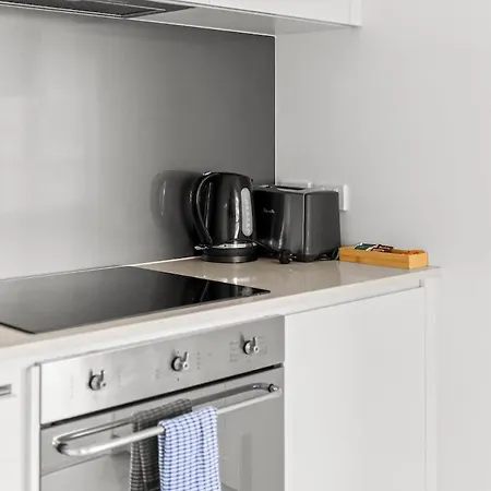 Belise - Executive 7th Floor In Bowen Hills