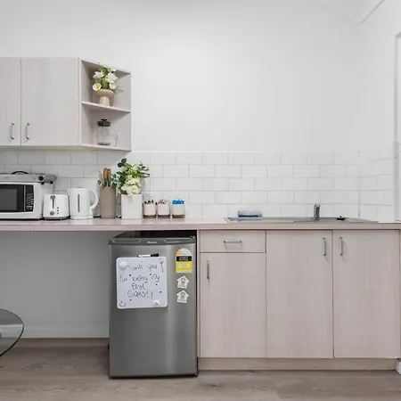 Spacious Cbd - Short Walk To Hospitals * Brisbane
