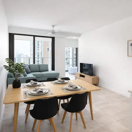 2br Night Life -pool-parking-rooftop-intercom Apartment