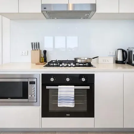 2br Night Life -pool -2car Parking-rooftop-intercom Apartment *