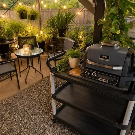 Rated Luxury Retreat With Free Private Parking