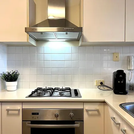 Budget 2br 2ba South With Parking Apartment