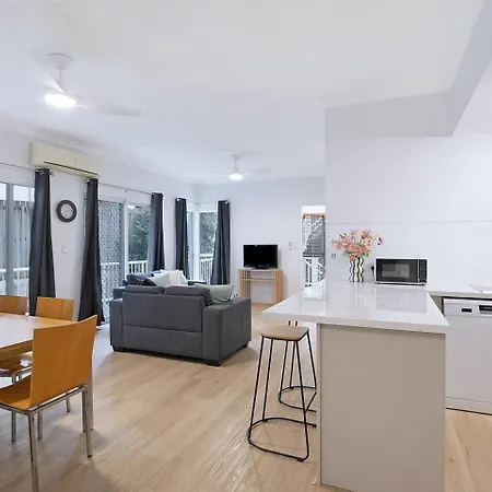Alessandria - Simple Living Near River Apartment Brisbane