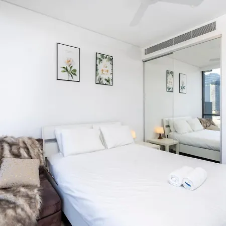 Prime 2br Location Pool Parking Bct 1004 Brisbane