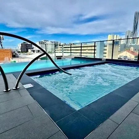 2 Bedroom 2bath Fortitude Valley -free Wifi Apartment *