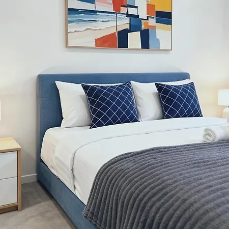 Two Private Ensuites Modern Brisbane