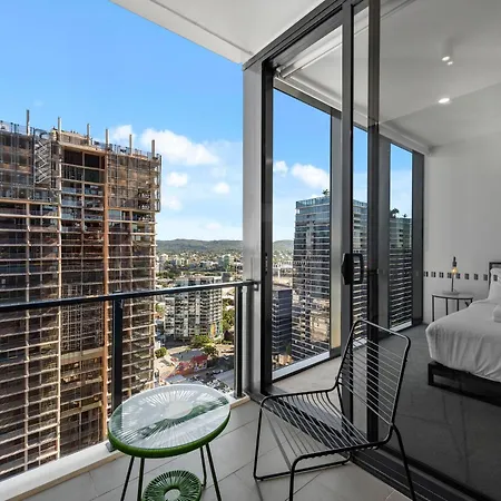 Breathtaking Sunset Views & Fantastic Location! Apartment *