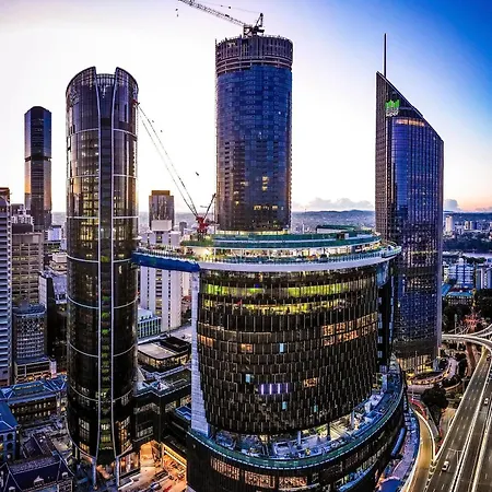 Queens Wharf Floor, 2 Bedrooms, 1 Parking Apartment *
