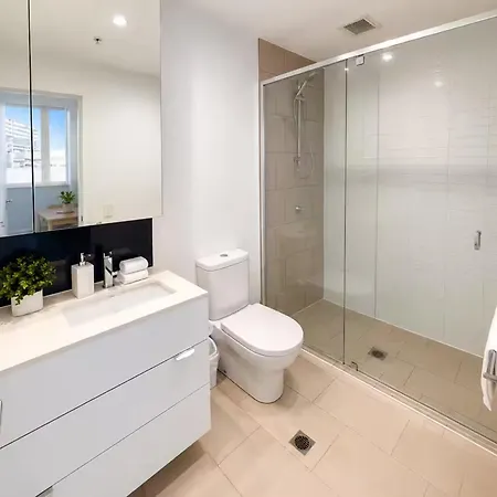 View 2-bed Fortitude Valley *