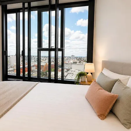Apartment Skyline Sanctuary Luxe Valley *