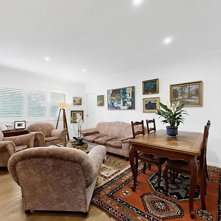 Balcony 2-bed In Ashgrove *