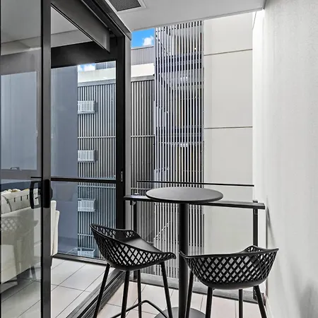 Apartment Southbank With Pool, Sauna & Parking *