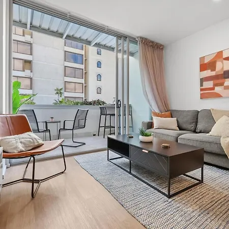 Apartment 2 Level Skyloft - Pool - Sleeps 6 - Baby *