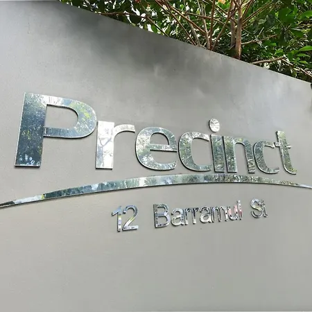 Bulimba Apartment - Ferry Access - Near Oxford St - Sleeps 8 - Baby & Work Ready * Brisbane