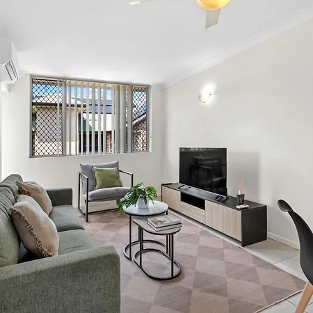 Cozy 1br Near Hospitals And Cbd With Parking! Brisbane
