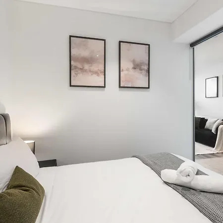 Margaret Residences By Arvia Living Apartment
