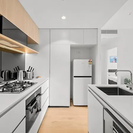 Queens Wharf - Beautiful 13th Floor Executive