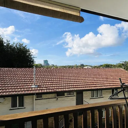 Cozy And 1 Bedroom Apartment Brisbane