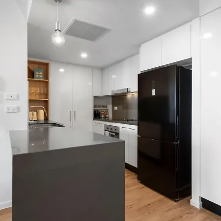 Fortitude Valley Hideaway - 2Br Apartment With Balcony & 2 Free Car Bays Apartment *
