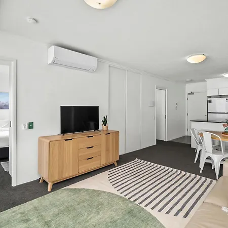 South Bank With Pool, Hot Tub & Parking Apartment *