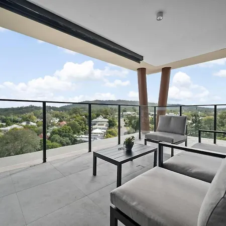 Apartment Skyhigh Retreat View And Shopping At Your Doorstep *