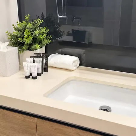 View 2-bed Fortitude Valley Brisbane