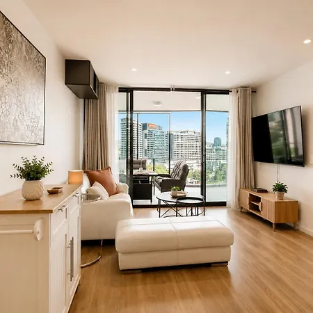 The Southbank Nook - River & View Apartment