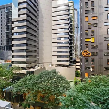 Apartment Urban Retreat 1bed-1bath-study-balcony-1car
