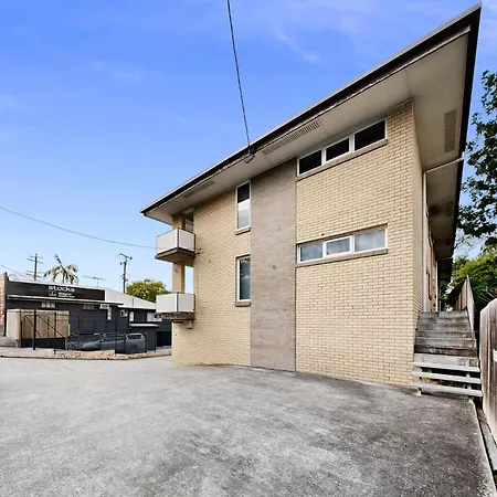 Apartment Balcony 2-bed In Ashgrove *