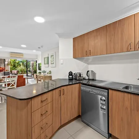 Apartment Spacious & Cozy 2br With Parking, Balcony & Wifi Brisbane