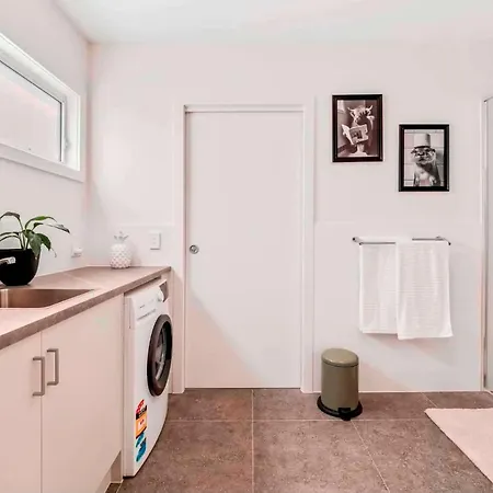 Apartment Private Modern - Separate Entry