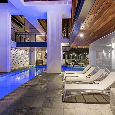 Apartment Southbank With Pool, Sauna & Parking *
