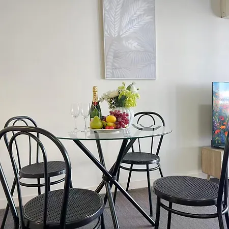 Apartment Budget 2br 2ba South With Parking
