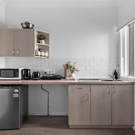 Apartment Stylish And Cozy - Short Walk To Hospital