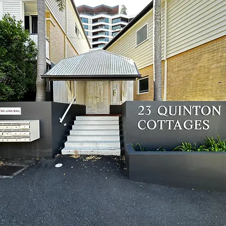Mid-century Kangaroo Point - 1br Apartment, Walk To Cbd, River & The Gabba Brisbane