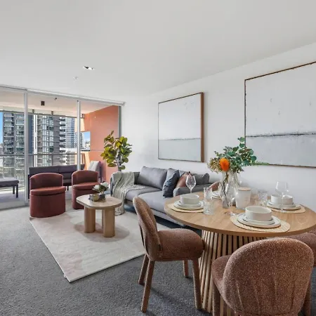 Premium Urban With Rooftop Pool And Views *