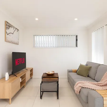 Smart Self Check-in - Darnley St Apartment *