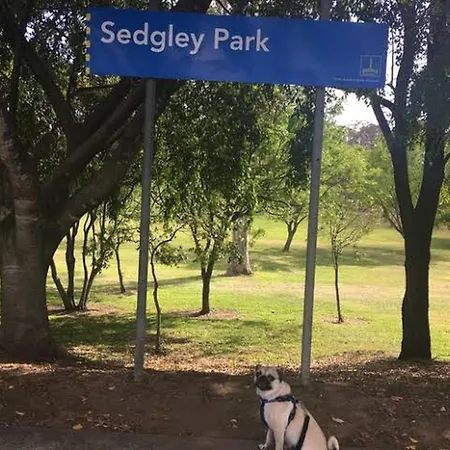 Opposite Sedgley Park Apartment Brisbane