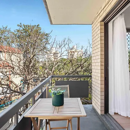 Apartment Llewellyn Court