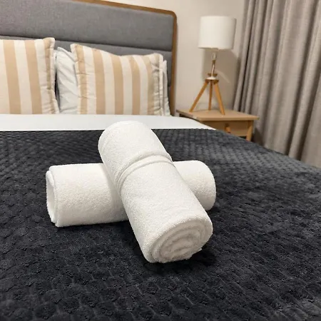 Your Cozy 1br In The Cbd C38 Apartment