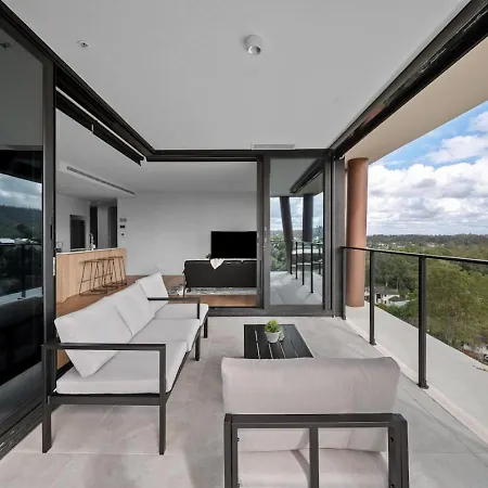 Skyhigh Retreat View And Shopping At Your Doorstep Apartment Brisbane