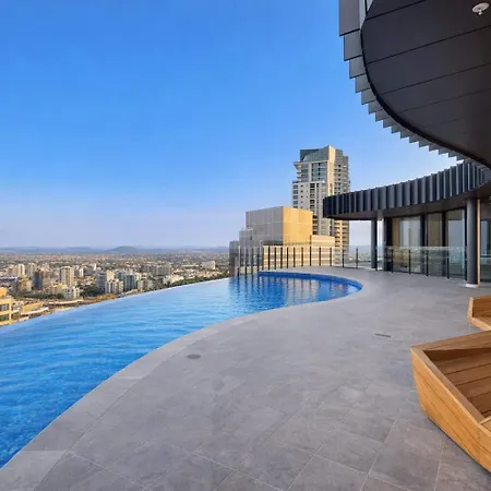 Apartment Sky-high Haven-rooftop Infinity Pool Parking Wifi Brisbane