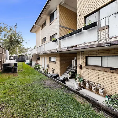 Balcony 2-bed In Ashgrove *
