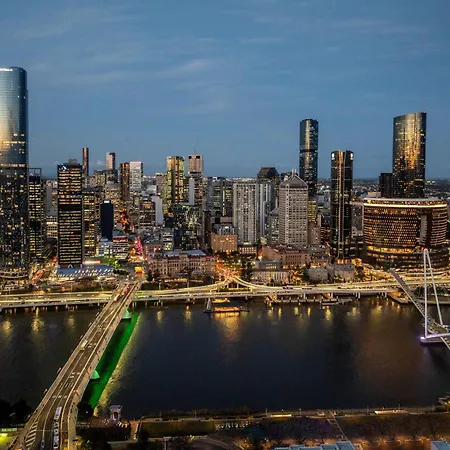 Apartment Riverfront Luxe 2br Cbd With Iconic & Bridge Views