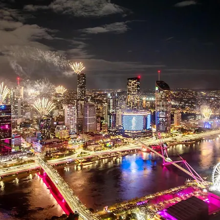 Riverfront Luxe 2br Cbd With Iconic & Bridge Views Apartment Brisbane