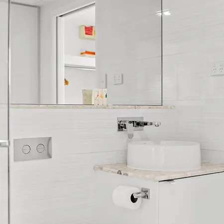 Belise - Executive 7th Floor In Bowen Hills Apartment *