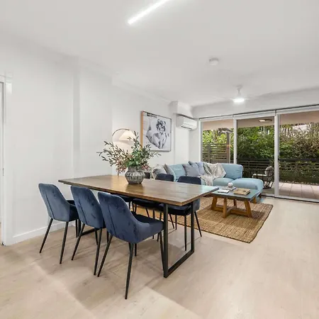 The Mews Bowen Hills - Spacious 3-bedroom With Pool & Parking *