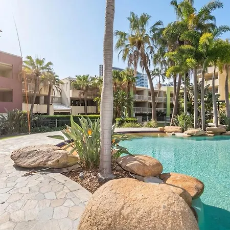 2br - Lagoon Pool Gym - Sleeps 6 - Baby Equipped - Free Parking Apartment *