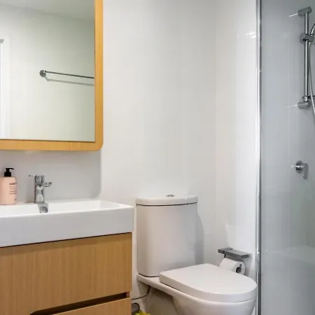 High Level 2 Bedroom With And River Views Apartment Brisbane